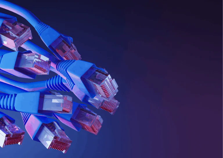 vários cabos de rede soltos, em fundo roxo, ilustra artigo sobre instalação de rede sem fio ou VLAN