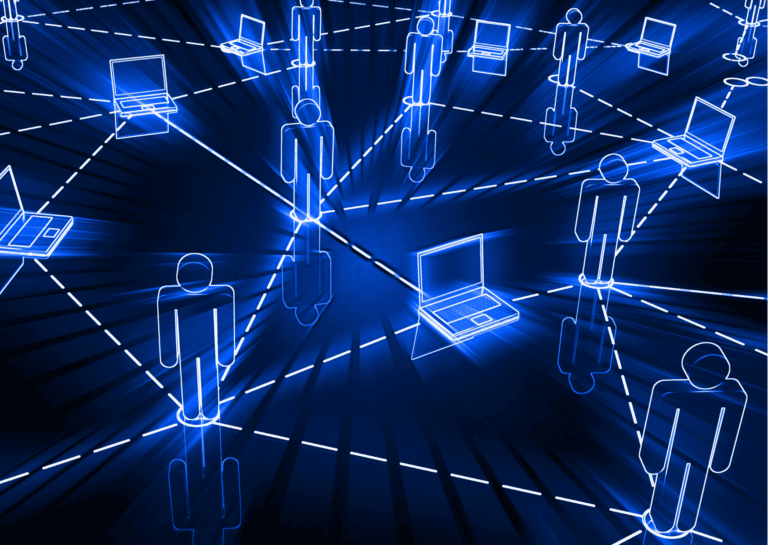 Sobre fundo preto, uma rede de computadores está desenhada em traços azuis brilhantes, interligando pessoas e computadores, representando como fazer projeto de rede para empresas.